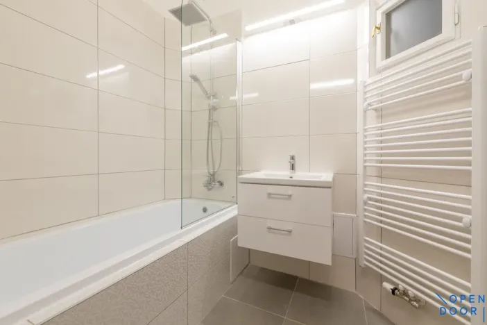 Pronájem bytu 3+1, Praha - Vinohrady, U Havlíčkových sadů, 100 m2