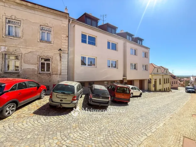 Pronájem bytu 2+kk, Znojmo, Antonínská, 67 m2