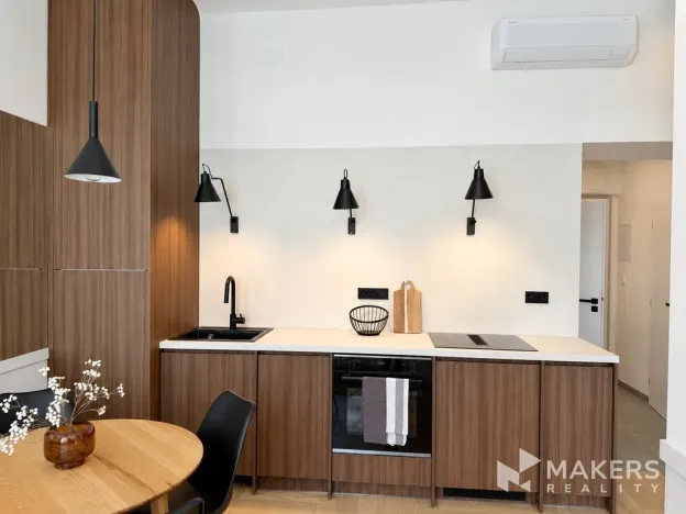 Pronájem bytu 2+kk, Praha - Karlín, Karlínské náměstí, 42 m2