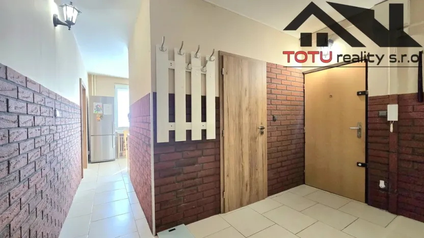 Prodej bytu 4+1, Jaroměř, Na Zavadilce, 66 m2