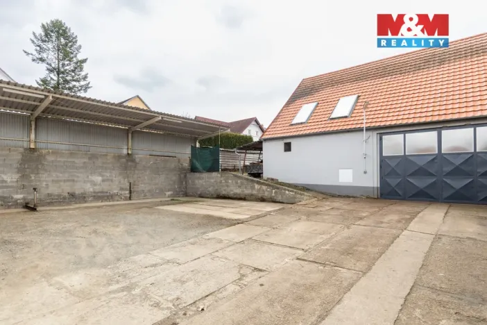 Pronájem výrobních prostor, Dnešice, 694 m2