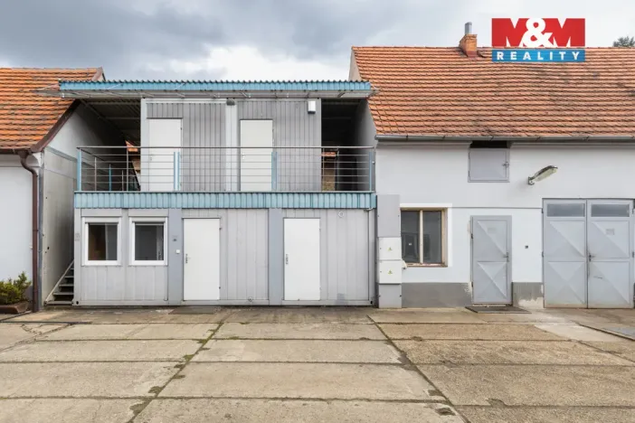 Pronájem výrobních prostor, Dnešice, 694 m2