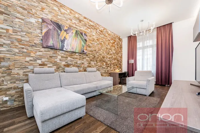 Prodej bytu 3+kk, Praha - Staré Město, Křižovnická, 71 m2