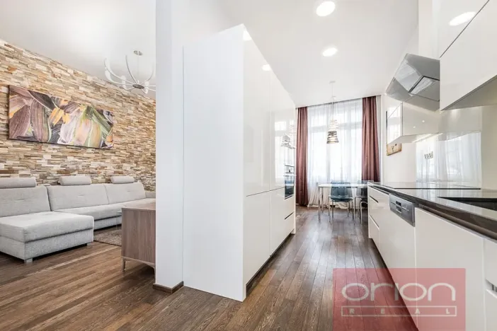 Prodej bytu 3+kk, Praha - Staré Město, Křižovnická, 71 m2