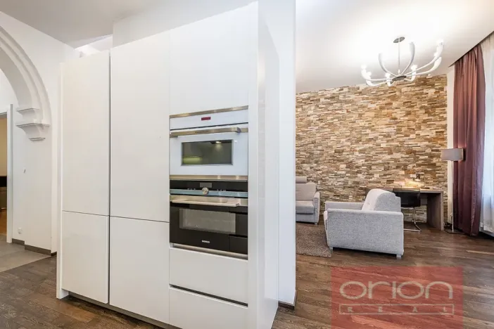Prodej bytu 3+kk, Praha - Staré Město, Křižovnická, 71 m2