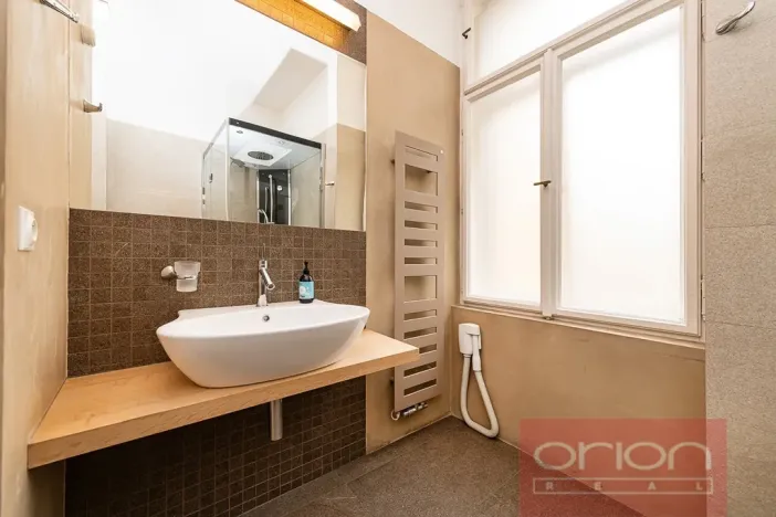 Prodej bytu 3+kk, Praha - Staré Město, Křižovnická, 71 m2