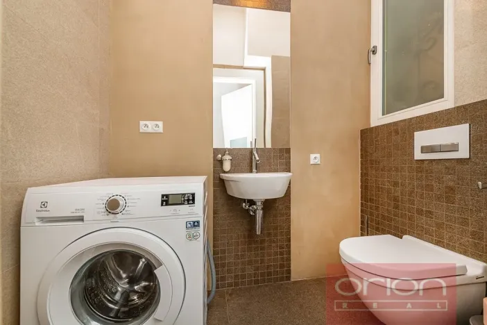 Prodej bytu 3+kk, Praha - Staré Město, Křižovnická, 71 m2