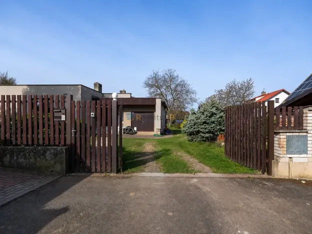 Prodej pozemku pro bydlení, Ořech, Polní, 1140 m2