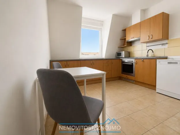 Pronájem bytu 3+1, Znojmo - Přímětice, Za Hřbitovem, 72 m2