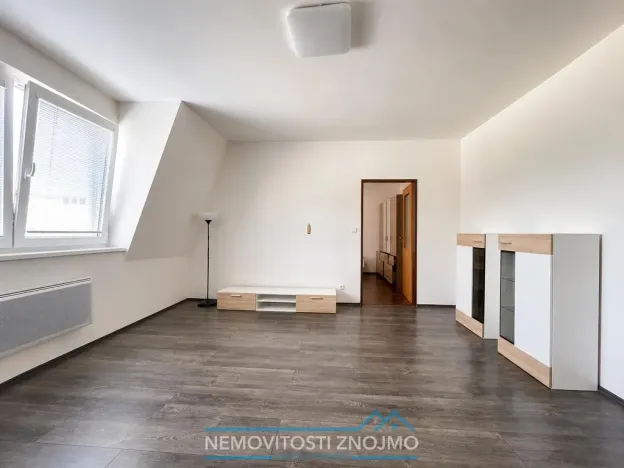 Pronájem bytu 3+1, Znojmo - Přímětice, Za Hřbitovem, 72 m2