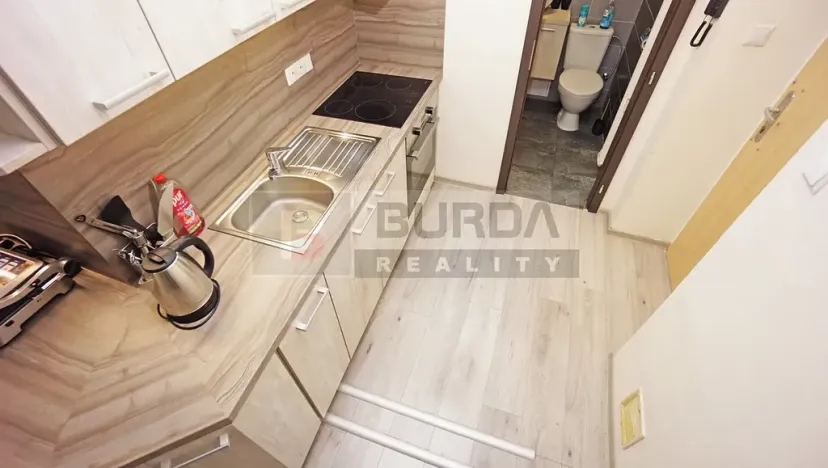 Prodej bytu 2+kk, Neratovice, 30 m2