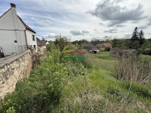 Prodej obchodního prostoru, Petrohrad - Černčice, 150 m2