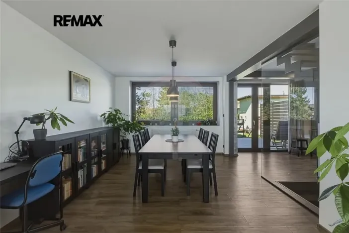 Prodej vícegeneračního domu, Vrané nad Vltavou, Ve Strouze, 182 m2