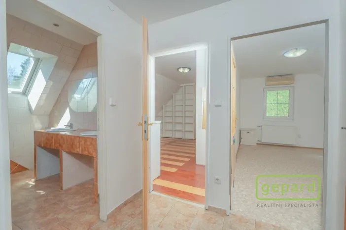 Prodej rodinného domu, Čisovice - Bojov, 170 m2