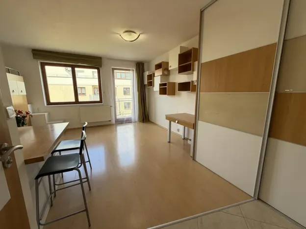 Pronájem bytu 1+kk, Praha - Malešice, Prorektorská, 32 m2