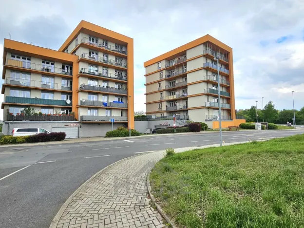 Prodej bytu 1+kk, Praha - Stodůlky, Na Výrovně, 37 m2