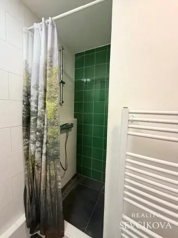 Pronájem bytu 1+1, Nové Město nad Metují, Nad Stadionem, 34 m2