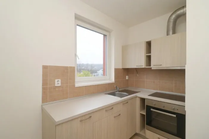 Pronájem bytu 2+kk, Praha - Hloubětín, Nademlejnská, 44 m2