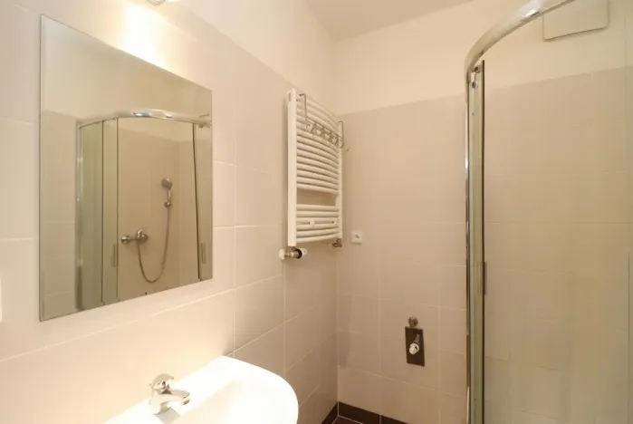 Pronájem bytu 2+kk, Praha - Hloubětín, Nademlejnská, 44 m2