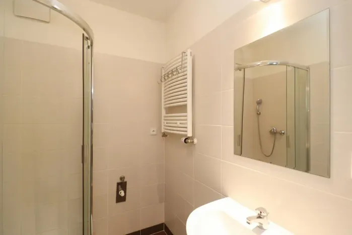 Pronájem bytu 2+kk, Praha - Hloubětín, Nademlejnská, 41 m2