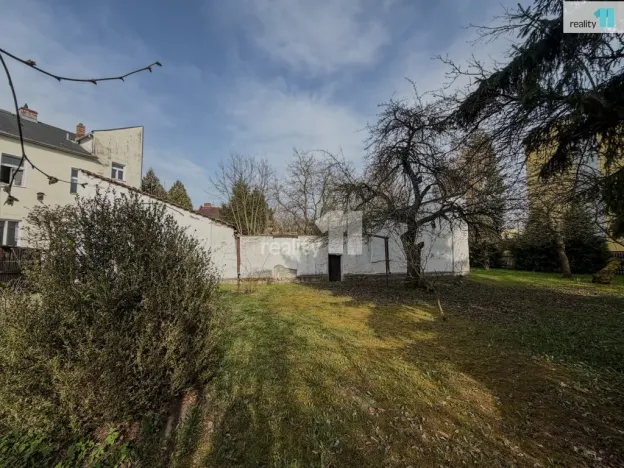 Prodej komerčního pozemku, Klatovy, Nádražní, 1807 m2