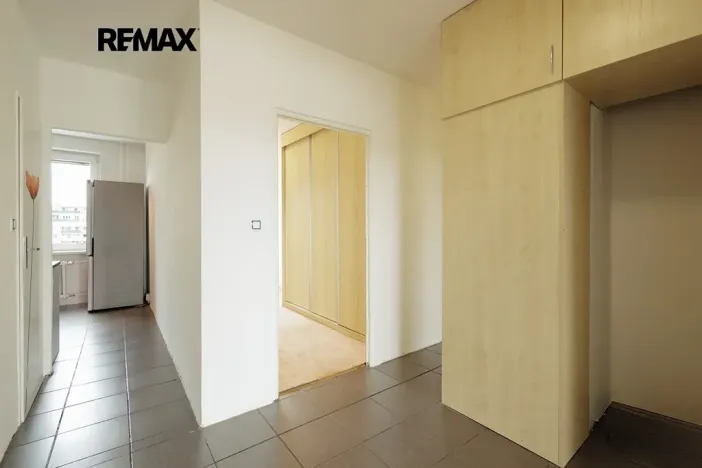 Prodej bytu 3+1, Praha - Letňany, Místecká, 68 m2