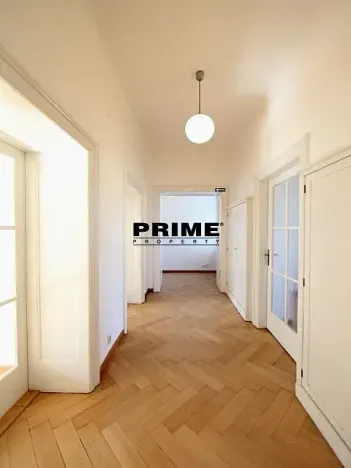Pronájem kanceláře, Praha - Střešovice, Slunná, 270 m2
