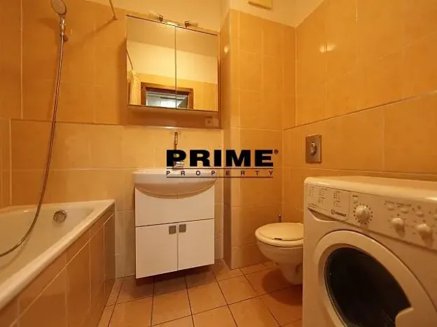 Pronájem bytu 2+kk, Praha - Žižkov, Jeseniova, 57 m2