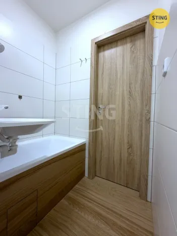 Pronájem bytu 1+1, Ostrava - Poruba, 38 m2