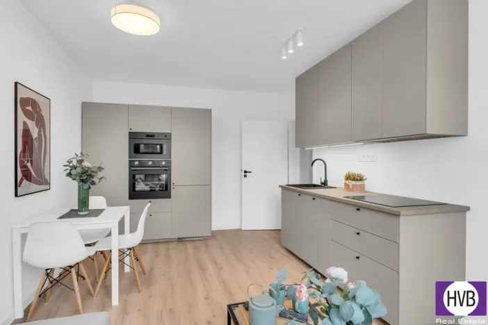 Prodej bytu 3+kk, Praha, Černokostelecká, 61 m2