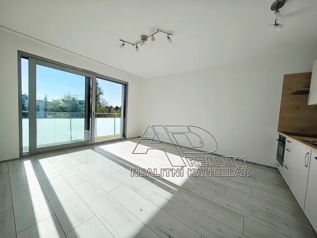 Pronájem bytu 1+kk, České Budějovice, Na Zlaté stoce, 31 m2