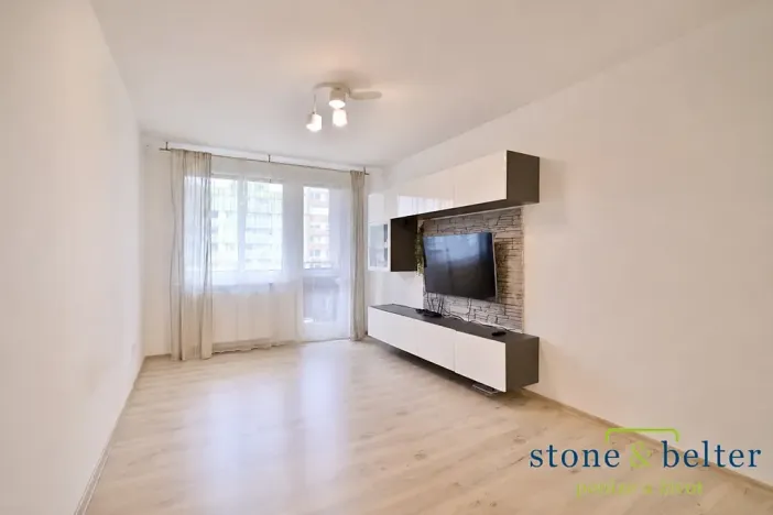 Pronájem bytu 2+kk, Praha - Kamýk, Smotlachova, 43 m2