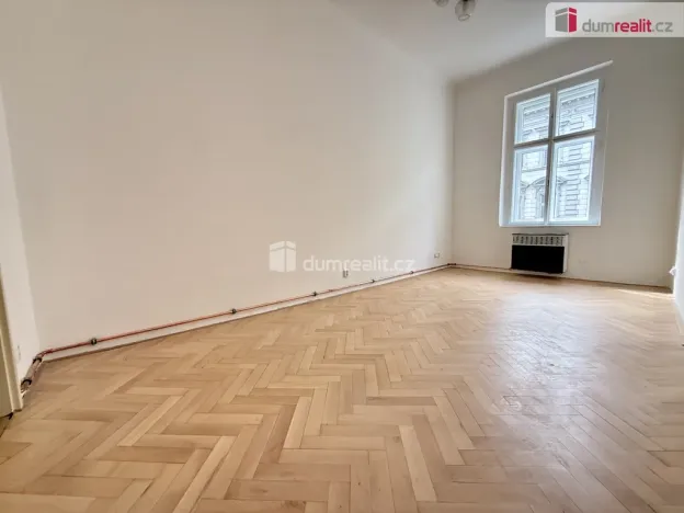 Pronájem bytu 2+1, Praha - Žižkov, Husitská, 58 m2