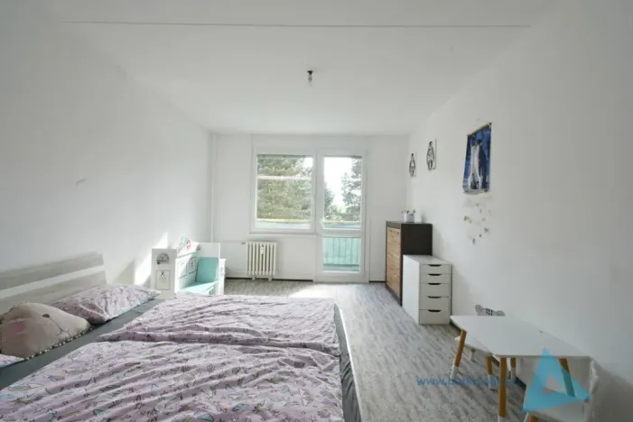 Pronájem bytu 2+1, Nová Paka, K Hájku, 52 m2