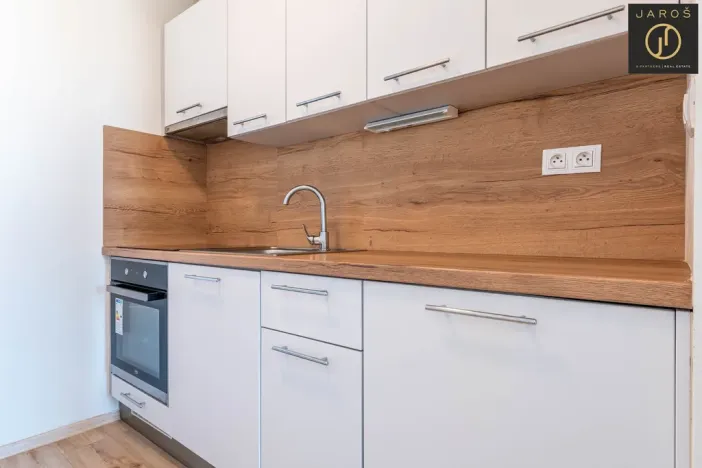 Prodej bytu 2+kk, Praha - Kobylisy, Slancova, 47 m2