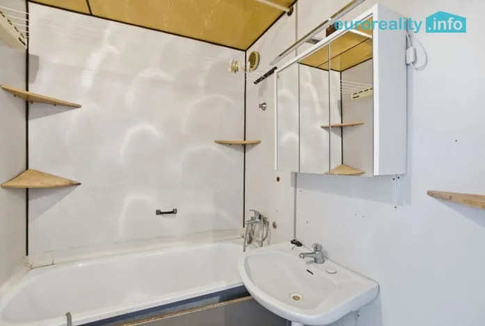 Prodej bytu 3+1, Česká Lípa, Na Jílech, 75 m2