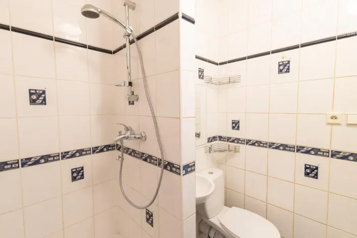 Pronájem bytu 2+kk, Praha - Karlín, Nekvasilova, 41 m2