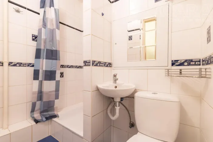 Pronájem bytu 2+kk, Praha - Karlín, Nekvasilova, 41 m2