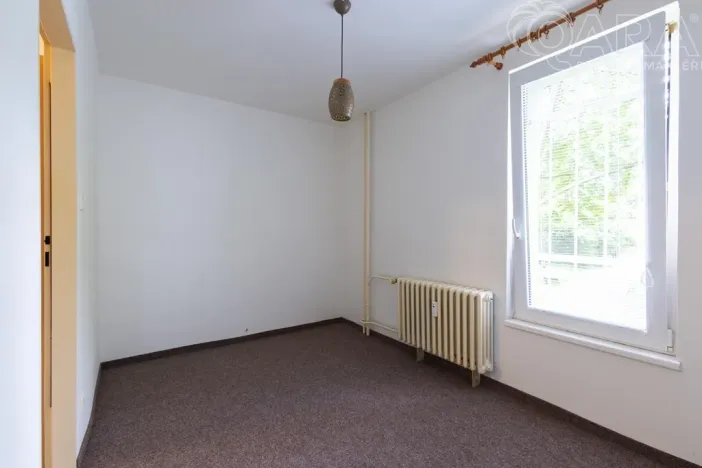 Pronájem bytu 2+kk, Praha - Karlín, Nekvasilova, 41 m2