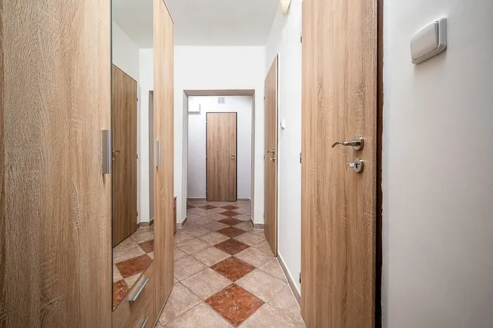 Pronájem bytu 2+1, Pardubice - Zelené Předměstí, nábřeží Závodu míru, 59 m2