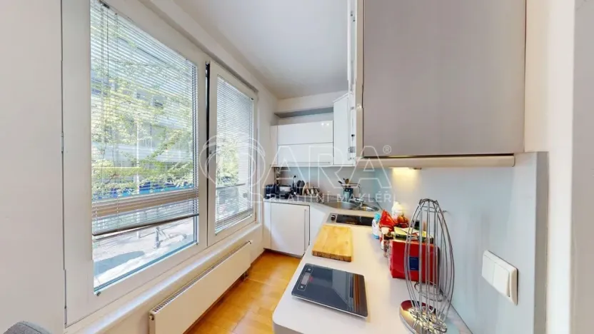 Pronájem bytu 2+kk, Praha - Smíchov, Karla Engliše, 38 m2