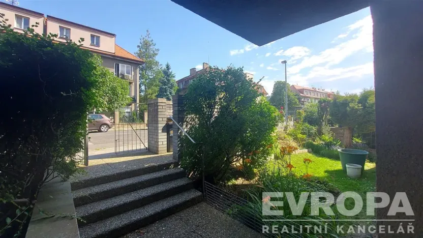 Prodej bytu 2+1, Praha - Smíchov, Fráni Šrámka, 60 m2