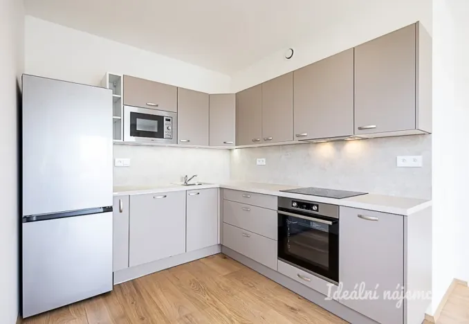 Pronájem bytu 2+kk, Praha - Strašnice, Strančická, 49 m2