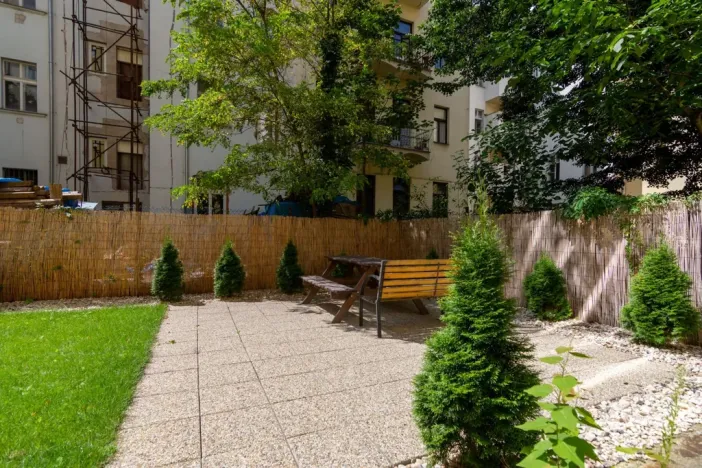 Pronájem bytu 2+kk, Praha - Smíchov, V lesíčku, 45 m2