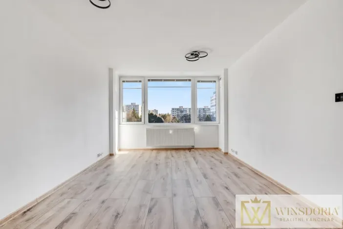 Pronájem bytu 2+kk, Praha, Olštýnská, 36 m2
