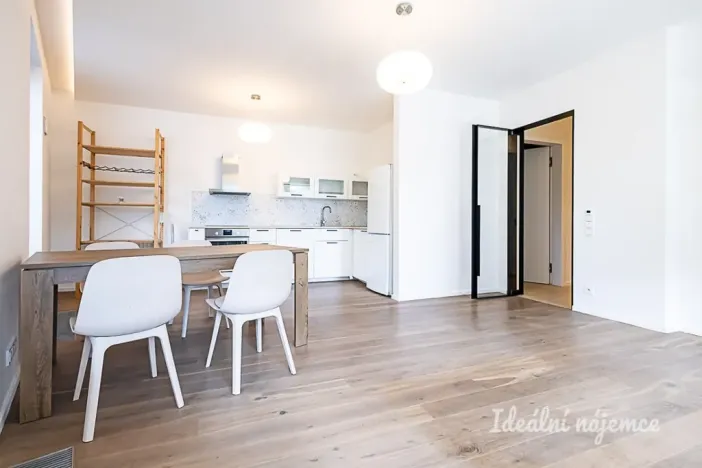 Pronájem bytu 2+kk, Praha - Nusle, Pod Děkankou, 59 m2