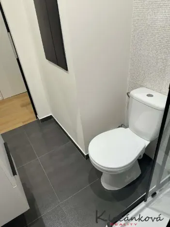 Prodej bytu 3+1, Chomutov, 17. listopadu, 61 m2