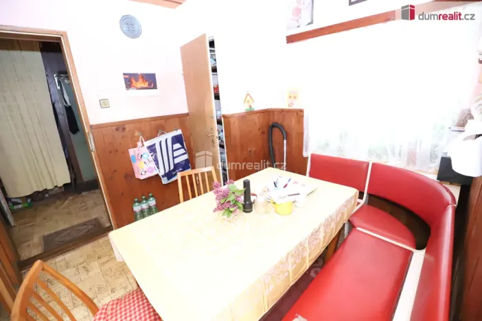 Prodej rodinného domu, Chlum Svaté Maří, Zahradní, 160 m2