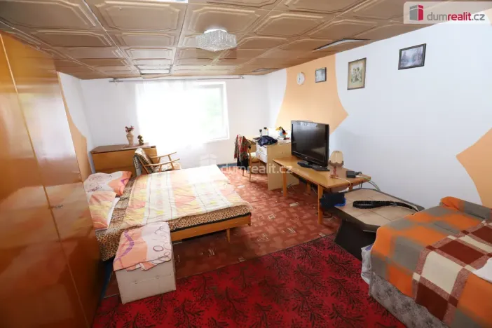 Prodej rodinného domu, Chlum Svaté Maří, Zahradní, 160 m2