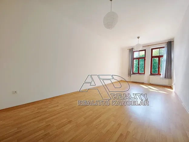 Pronájem bytu 2+1, České Budějovice, 72 m2